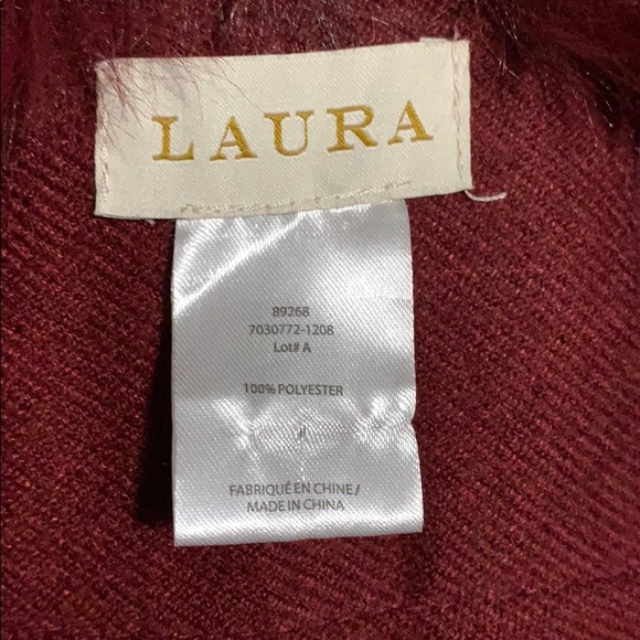 Bougee Maroom Winter Wanderer Shrug - Picture 2 of 2